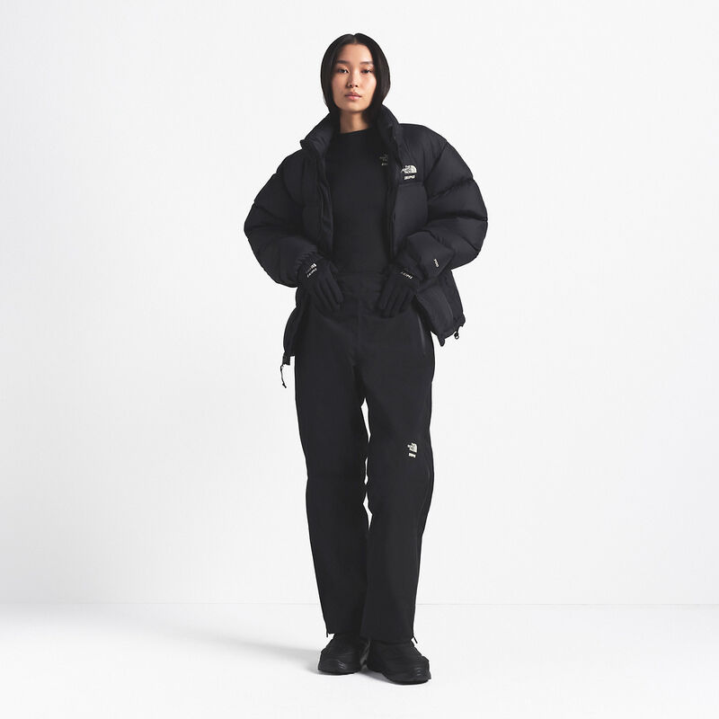 The North Face X SKIMS 1996 Nuptse Jacket, SK ONYX, hi-res image number 4