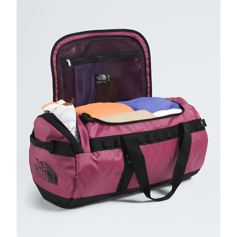 Base Camp Duffel - Medium (71L), CYBER BERRY-TNF BLACK, hi-res image number 4